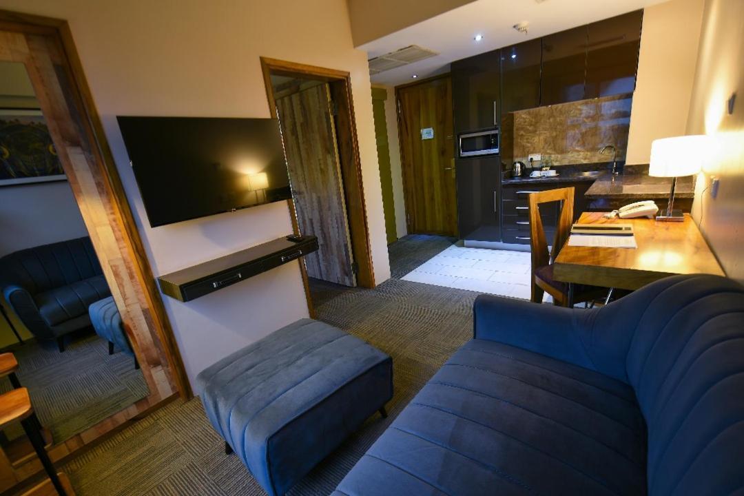 Arcadia Suites - Кампала Экстерьер фото