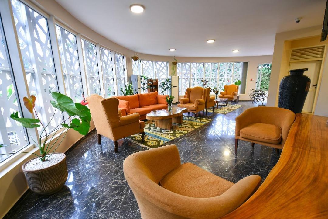 Arcadia Suites - Кампала Экстерьер фото