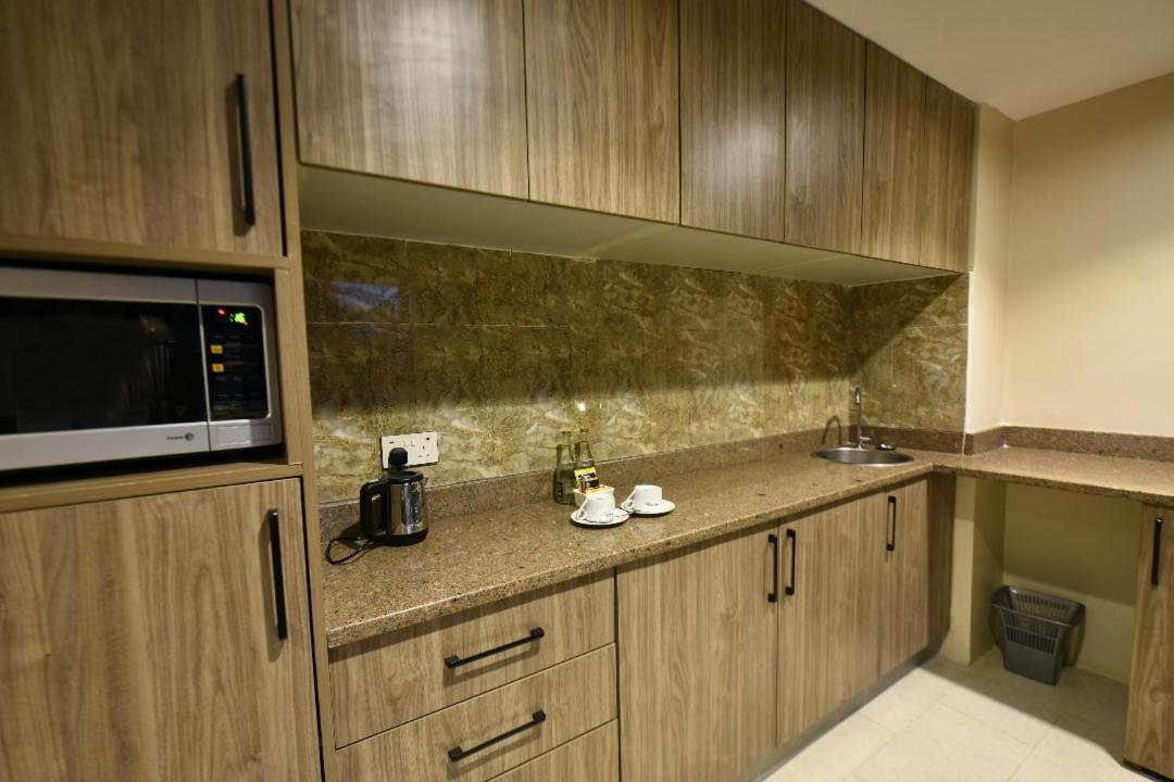 Arcadia Suites - Кампала Экстерьер фото